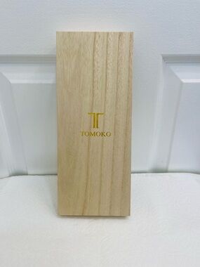 TOMOKO Exclusive Japanese Chopsticks Gift Set w/ Wave Dish Box